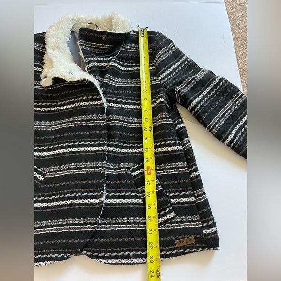 Roxy Black White Gray Striped Jacket New with Tags Size Small - Picture 4 of 11